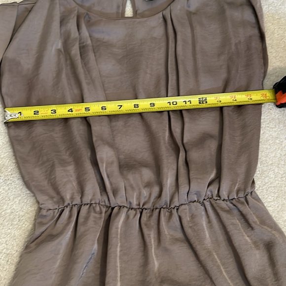Old navy dress - Picture 4 of 11